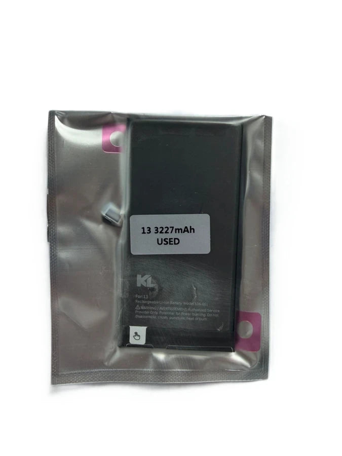 Bateria iPhone 13 w opakowaniu